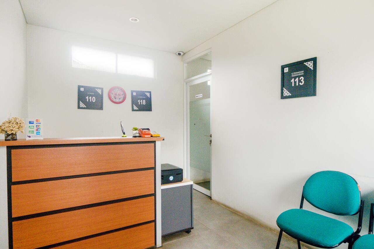 Oyo Life 3204 Beverly Park Bandung Exterior photo